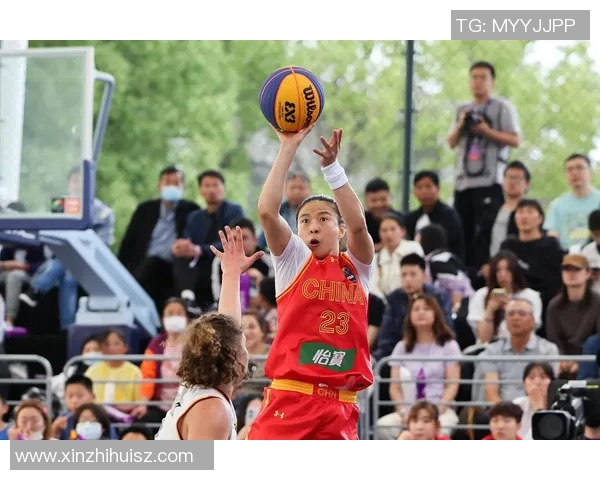 WNBA飞翼与梦想的激烈对决展现女篮魅力与实力较量